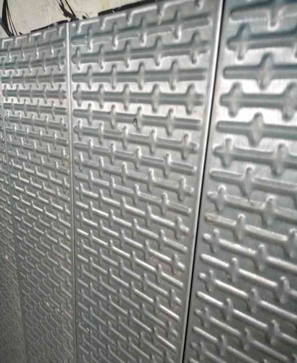 Pochozí lamelové rošty - foto 3