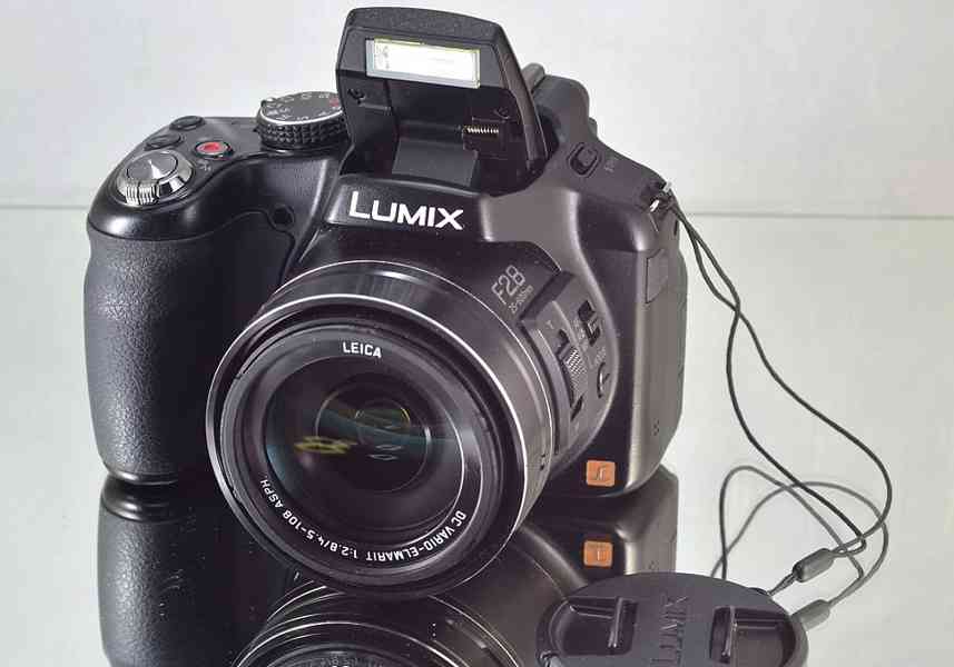 Panasonic Lumix DMC-FZ200 24x O.Zoom*Full HDV - foto 4