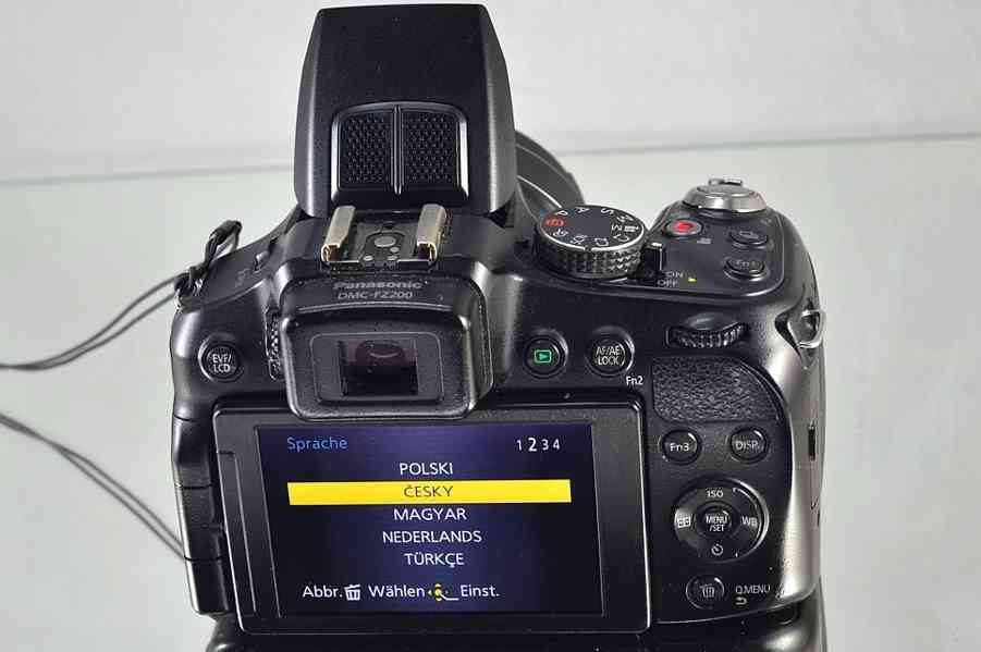 Panasonic Lumix DMC-FZ200 24x O.Zoom*Full HDV - foto 8