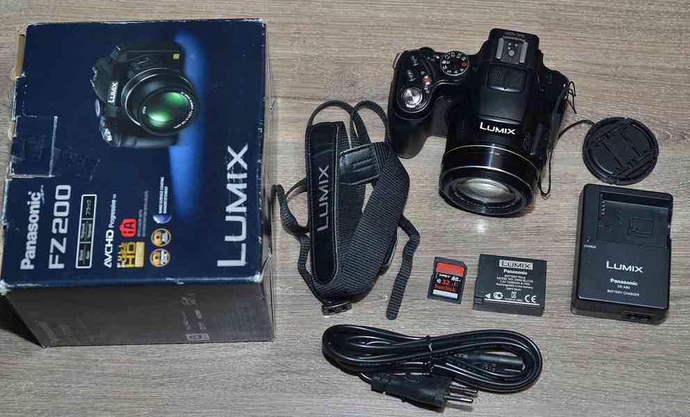 Panasonic Lumix DMC-FZ200 24x O.Zoom*Full HDV - foto 3
