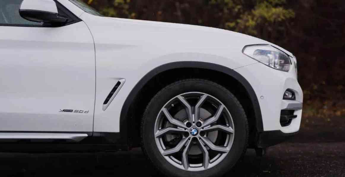 BMW X3 xDrive20d, rok: 2017 - foto 24