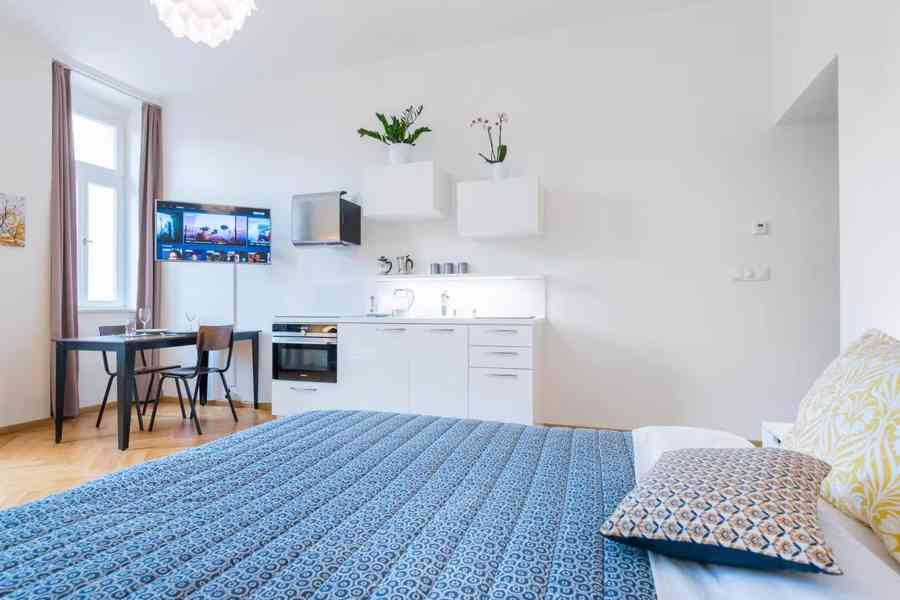 Moderní, světlý a plně zařízený byt, ulice Zborovská (Praha) - foto 4