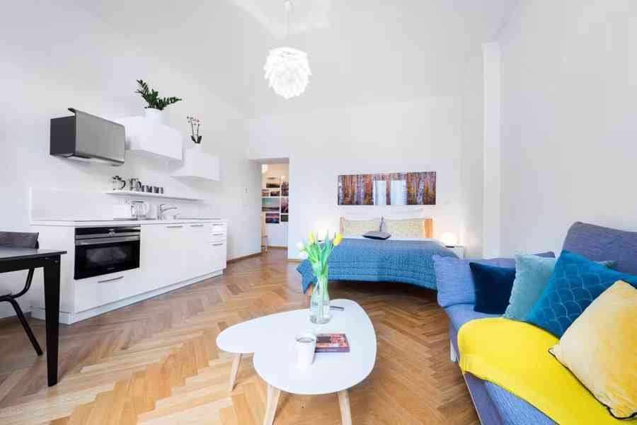 Moderní, světlý a plně zařízený byt, ulice Zborovská (Praha) - foto 2
