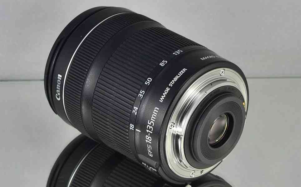 Canon EF-S 18-135mm f/3.5-5,6 IS STM **APS-C Zoom  - foto 5