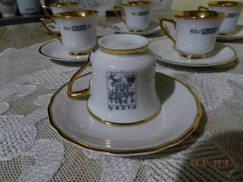 Luxusní sada 6 zlacených hrnků EX PLZEŇ - MZ - foto 7