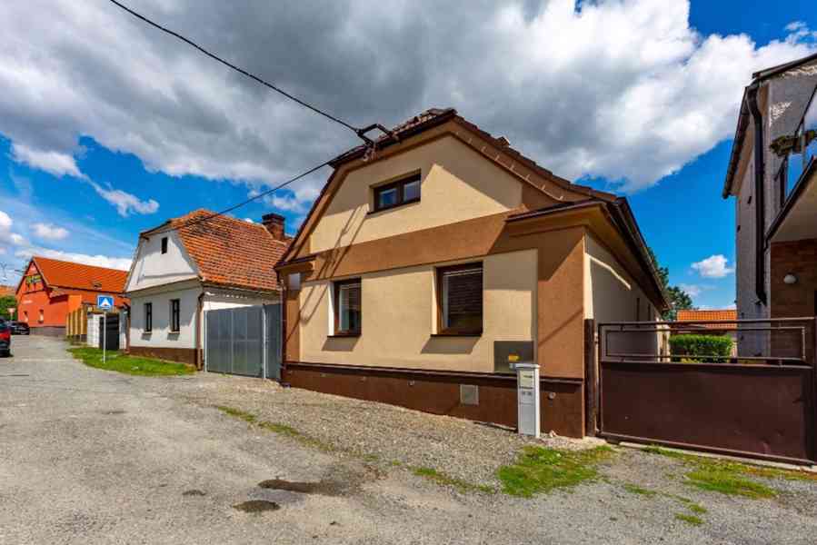 Pronájem rodinného domu 14 lůžek - foto 2