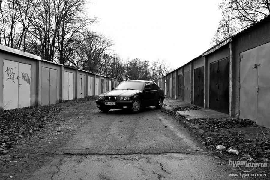 BMW 318 TDS E36 - foto 2