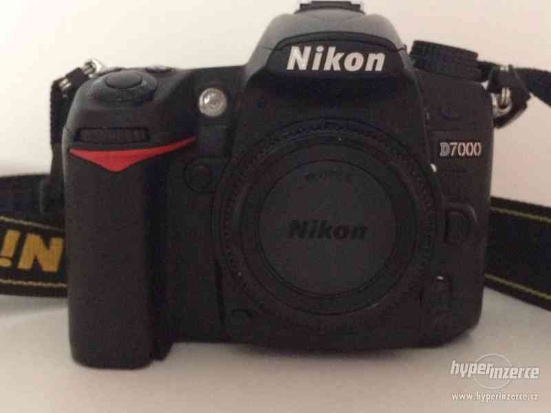 Prodám Nikon D7000 + příslušenství - foto 3