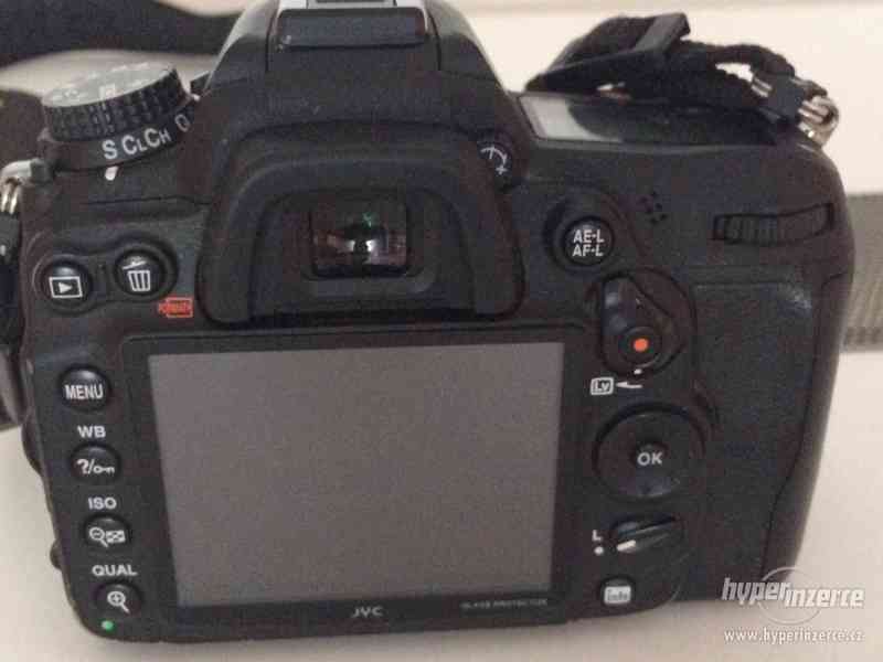 Prodám Nikon D7000 + příslušenství - foto 4