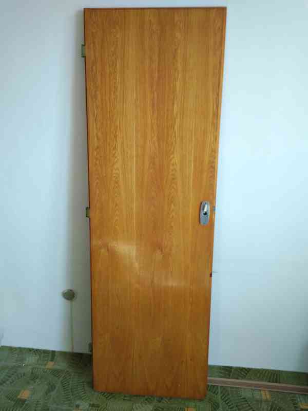 Dveře dýhované š. 80 a 60cm - foto 3