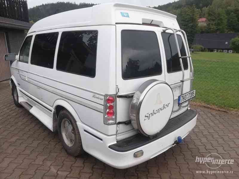 prodám Chevrolet astro 4.3 7míst spaní otočné sedačky klima - foto 1