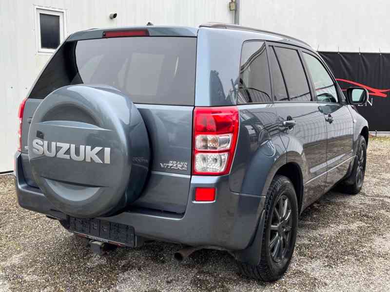 Suzuki Grand Vitara 2.0i 4x4 Club benzín 103kw - foto 3