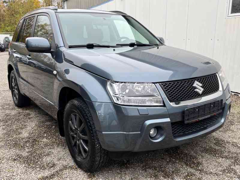 Suzuki Grand Vitara 2.0i 4x4 Club benzín 103kw - foto 1