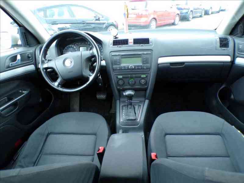 Škoda Octavia 1,9 TDI DSG - foto 5