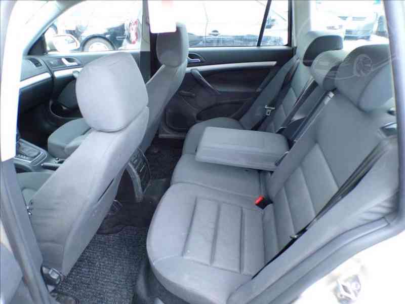 Škoda Octavia 1,9 TDI DSG - foto 9