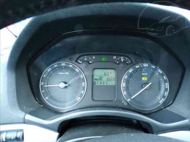 Škoda Octavia 1,9 TDI DSG - foto 6