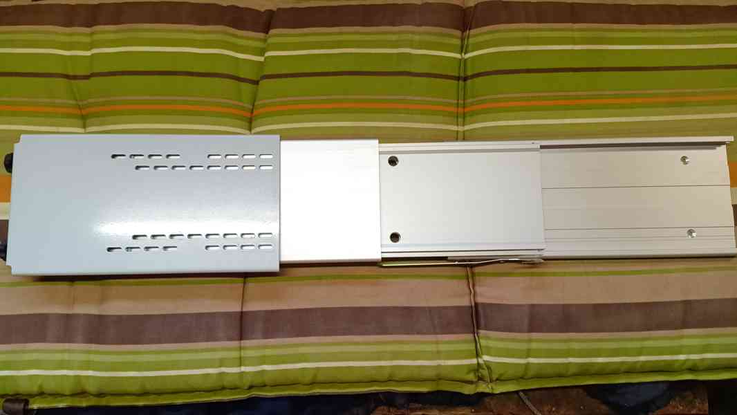 Výsuvný držák TV Caratec Flex CFA10L - foto 2