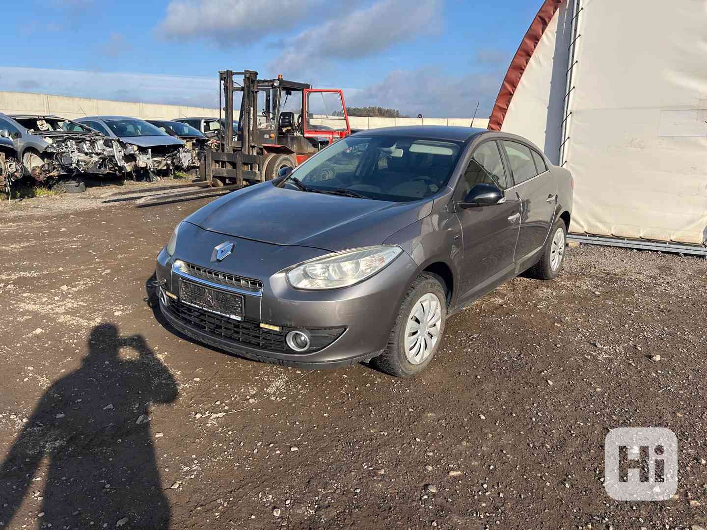 Renault Fluence 1,6 16V 82KW K4M V 8 prodám díly - foto 1