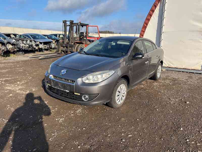 Renault Fluence 1,6 16V 82KW K4M V 8 prodám díly - foto 1