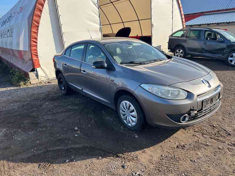 Renault Fluence 1,6 16V 82KW K4M V 8 prodám díly - foto 2