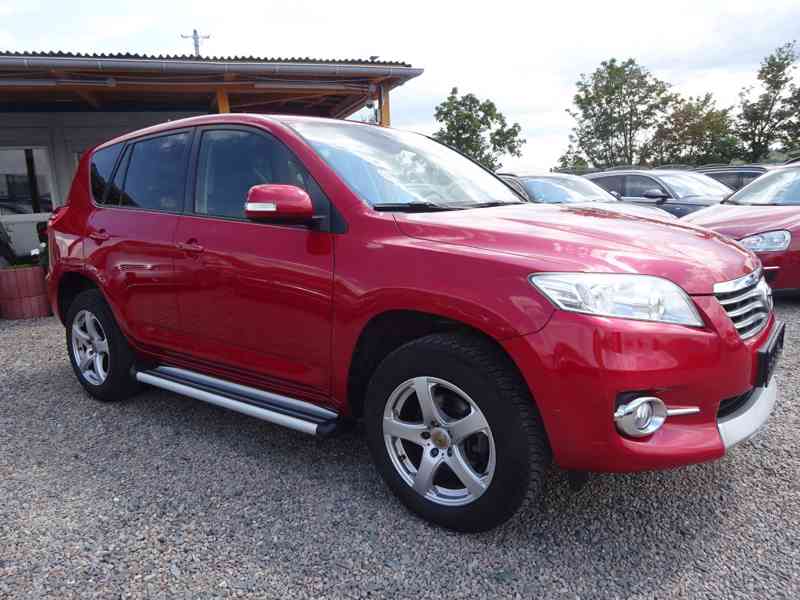 Toyota RAV 4 2.0i Travel benzín 116kw - foto 1