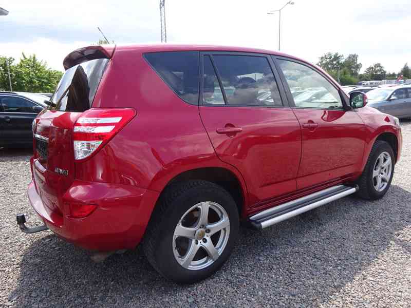 Toyota RAV 4 2.0i Travel benzín 116kw - foto 12