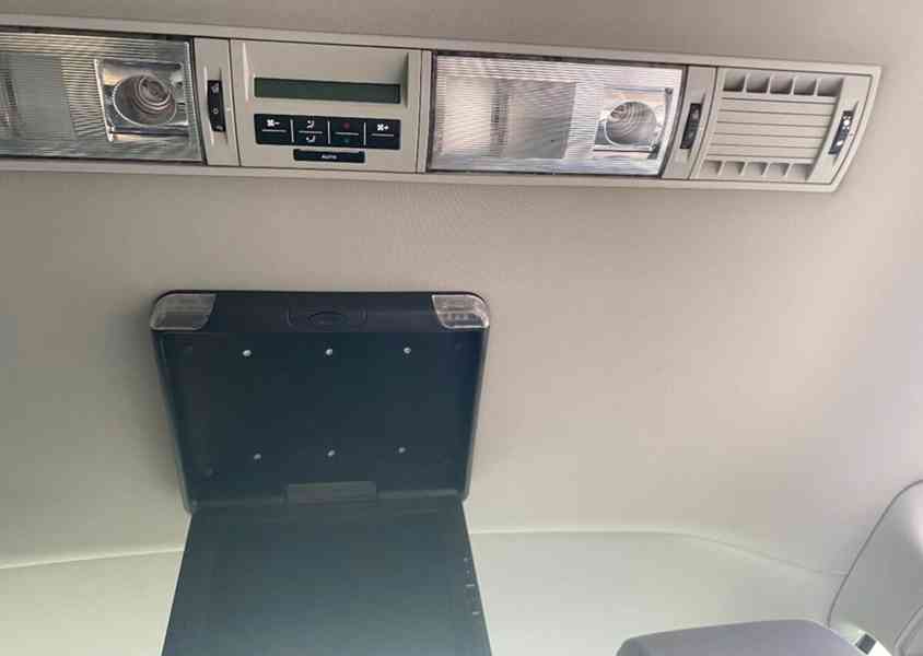 Volkswagen VW Transporter Caravelle T5 - foto 7