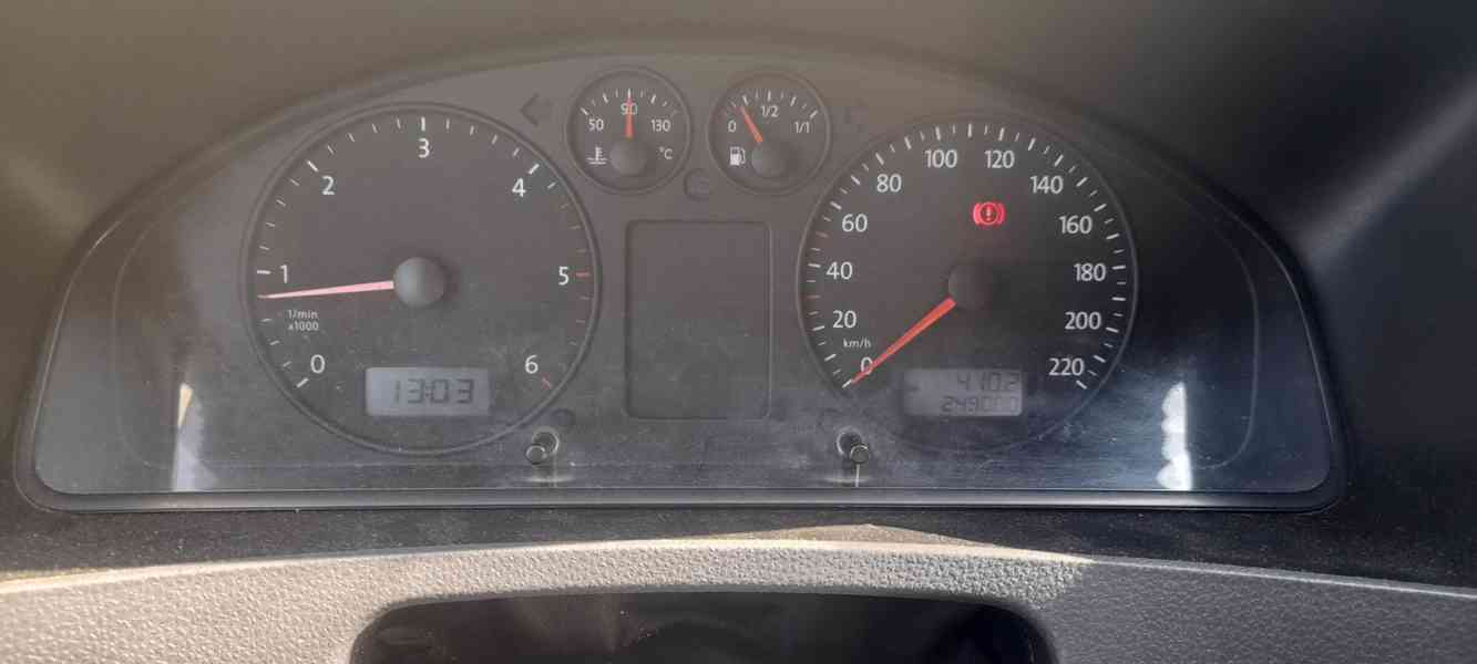 Volkswagen VW Transporter Caravelle T5 - foto 8