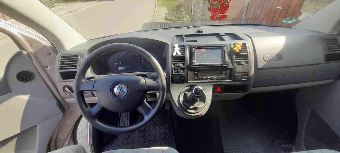 Volkswagen VW Transporter Caravelle T5 - foto 9