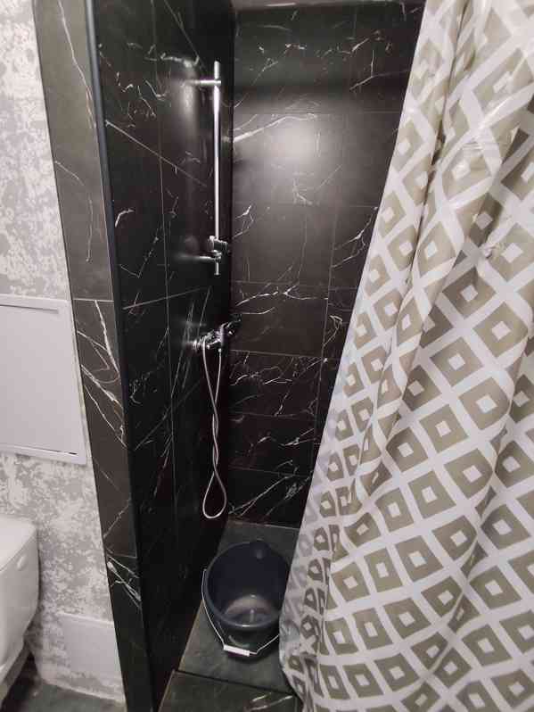 Pronájem bytu 1+kk v OV v ulici U Věžových domů - foto 5