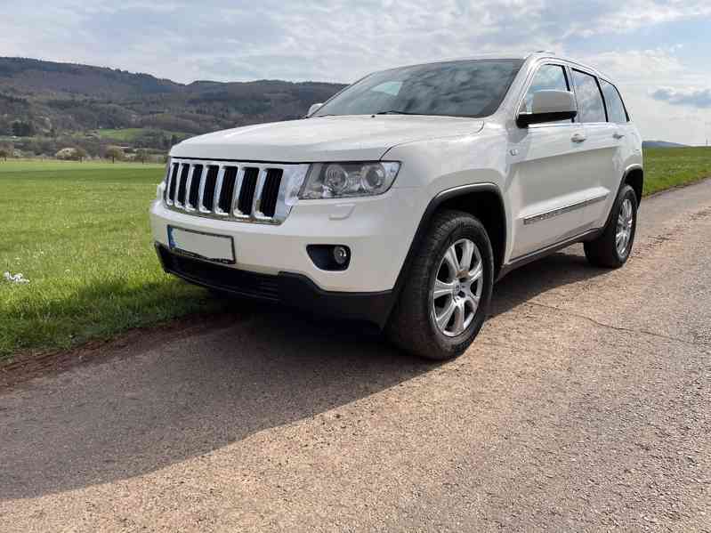 Jeep Grand Cherokee 3.0 CRD Laredo Automatik/AHK  - foto 3