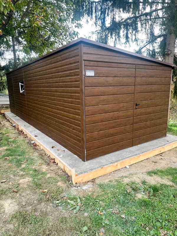 Plechova garáž 3x9m - Dvoukřídlá vrata - dveře 2x Okno TS785 - foto 5