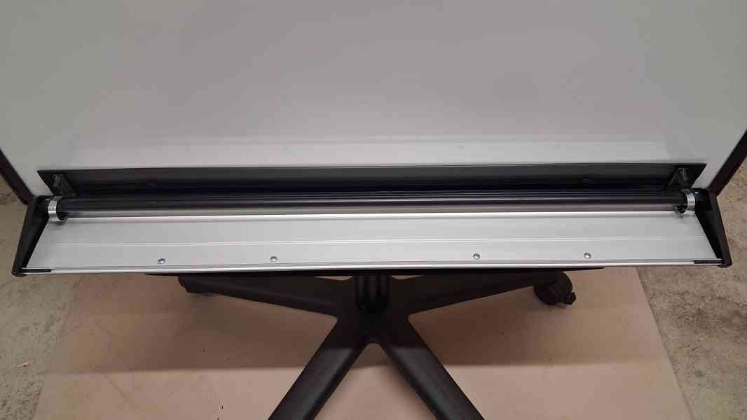 Pojízdná výsuvná a naklápěcí flipchart tabule Bi-Office.. - foto 3