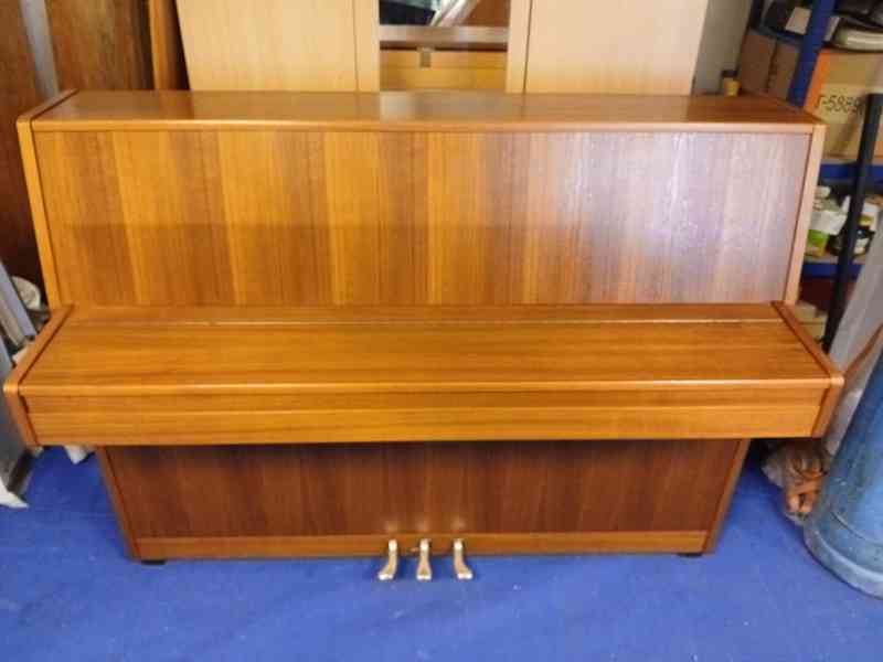 Zánovní profesionální 3 pedálové pianino zn. HOHNER záruka - foto 2