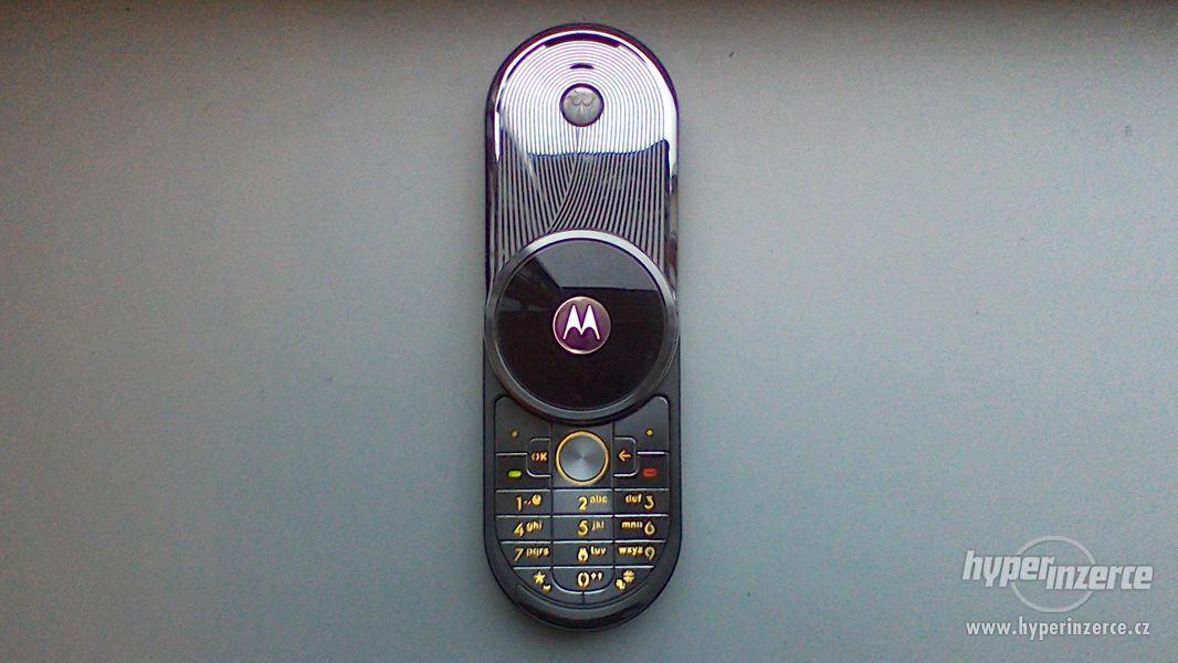 Motorola Aura - foto 1