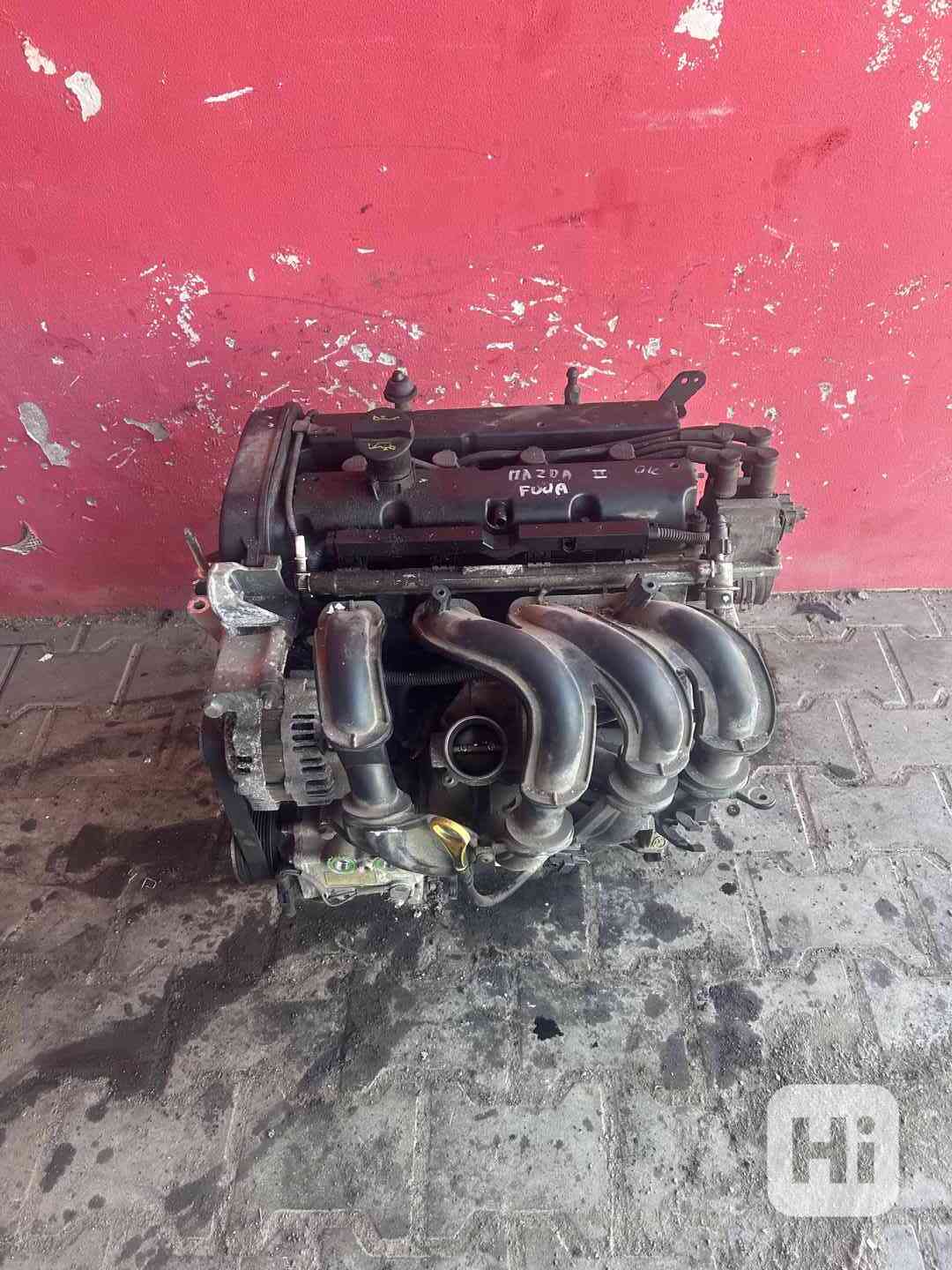 Motor Ford fiesta - Mazda 2 1,25i 55KW FUJA kompl. - foto 1