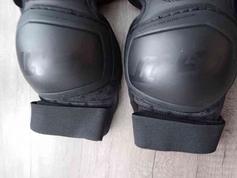 Prodám chrániče kolen a holení značky LEATT - foto 5