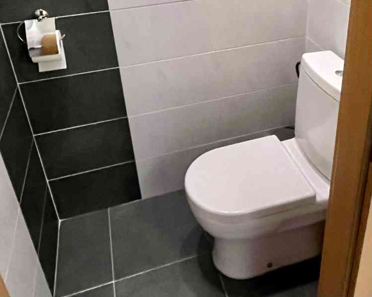 Pronájem moderního bytu 1+kk, Praha 9 - Čakovice - foto 5