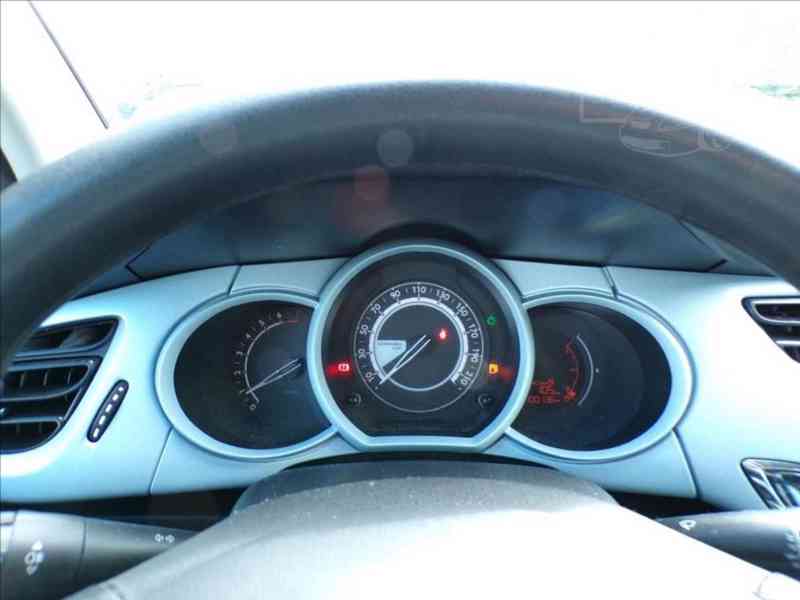 Citroën C3 1,2 i - foto 6