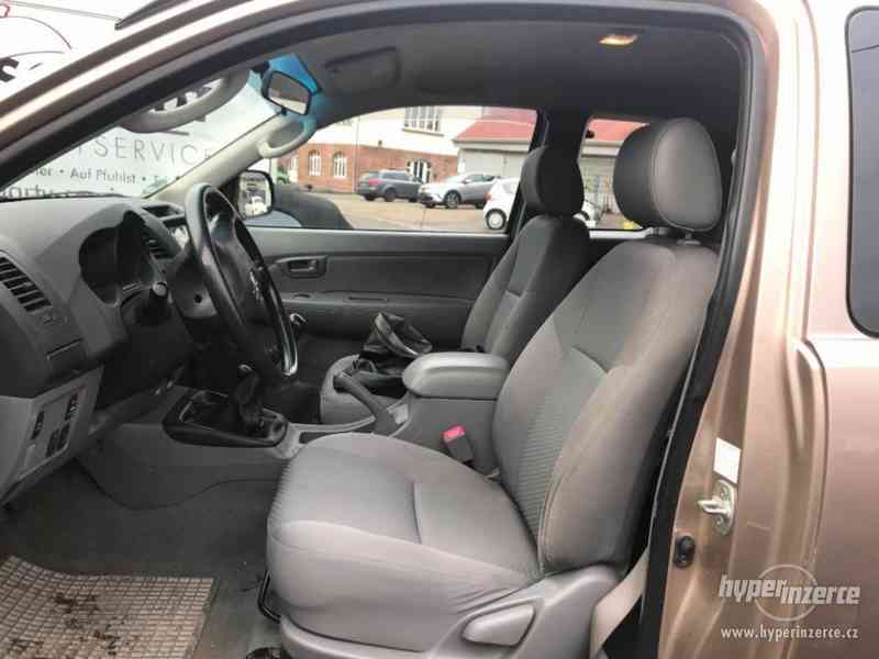 Toyota HiLux 4x4 Extra Cab 106kW - foto 5
