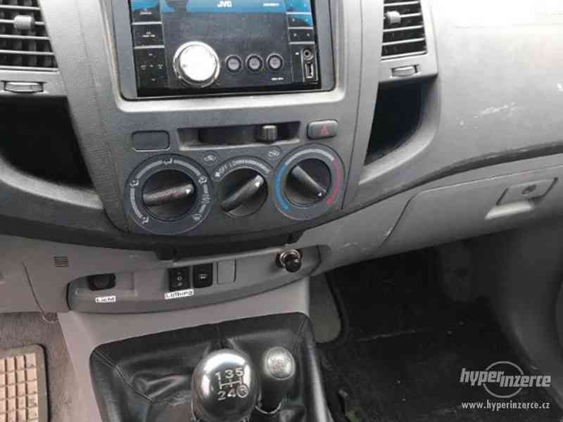 Toyota HiLux 4x4 Extra Cab 106kW - foto 7