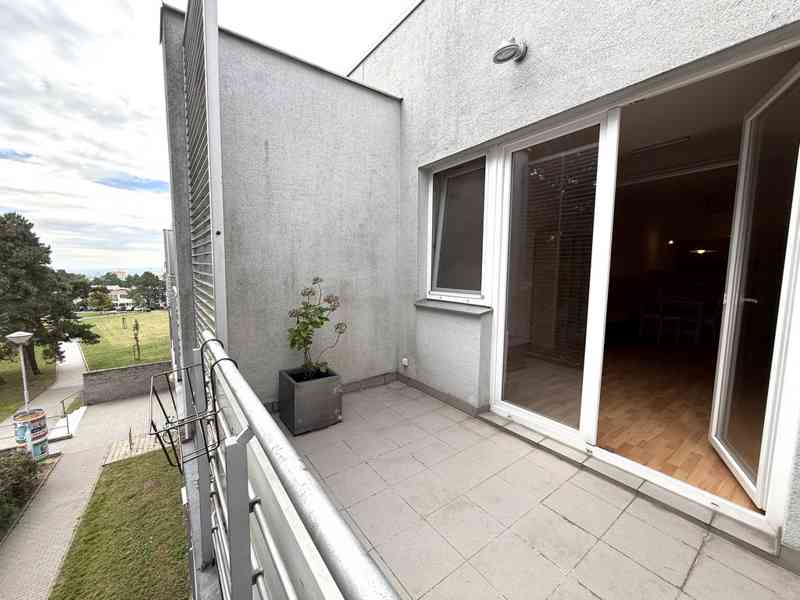 PRONÁJEM CIHLOVÉHO BYTU 2+KK O CP CCA 86,9 m2, BRNO – LESNÁ - foto 11
