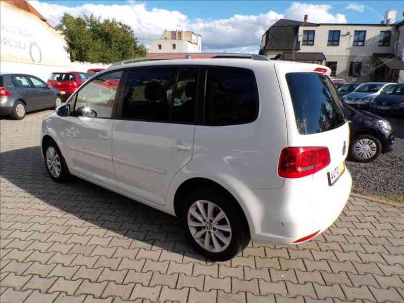 Volkswagen Touran 2,0 TDI AUTOMAT,HIGHLINE - foto 4