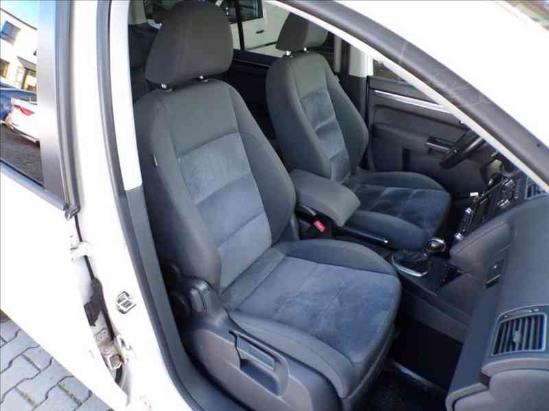 Volkswagen Touran 2,0 TDI AUTOMAT,HIGHLINE - foto 13