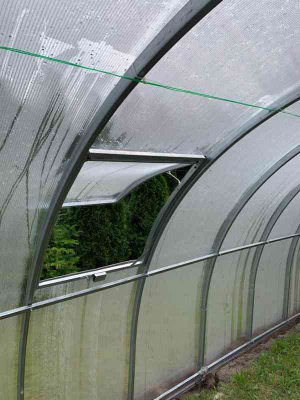 Polykarbonátový Zahradní skleník - foto 7