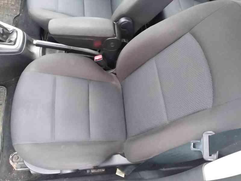 MAZDA 2  1.2 - foto 13