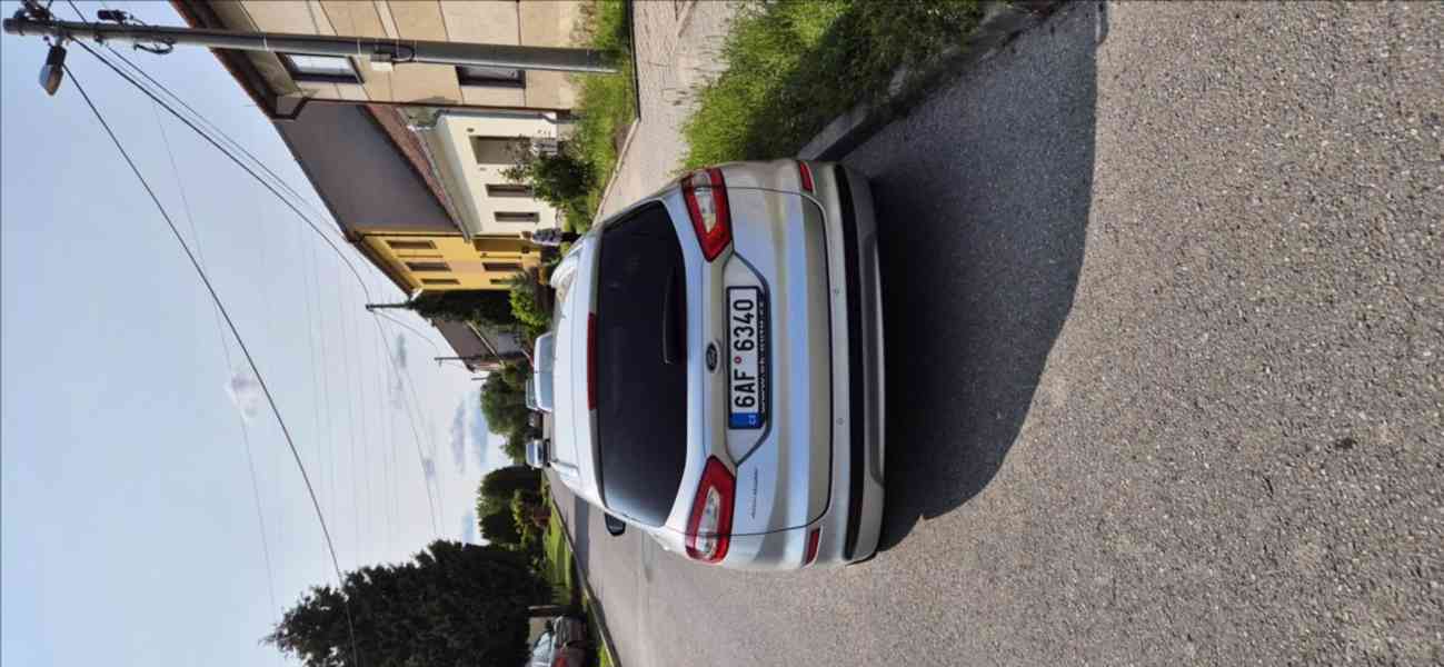 Ford Mondeo 2,0 TDCi 110kw Titanium - foto 9