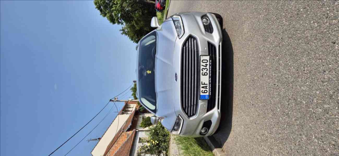Ford Mondeo 2,0 TDCi 110kw Titanium - foto 8