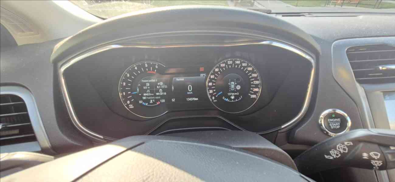 Ford Mondeo 2,0 TDCi 110kw Titanium - foto 4