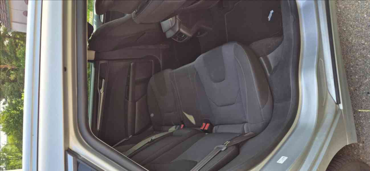 Ford Mondeo 2,0 TDCi 110kw Titanium - foto 11